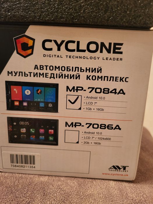 Продам практически новую автомагнитофон