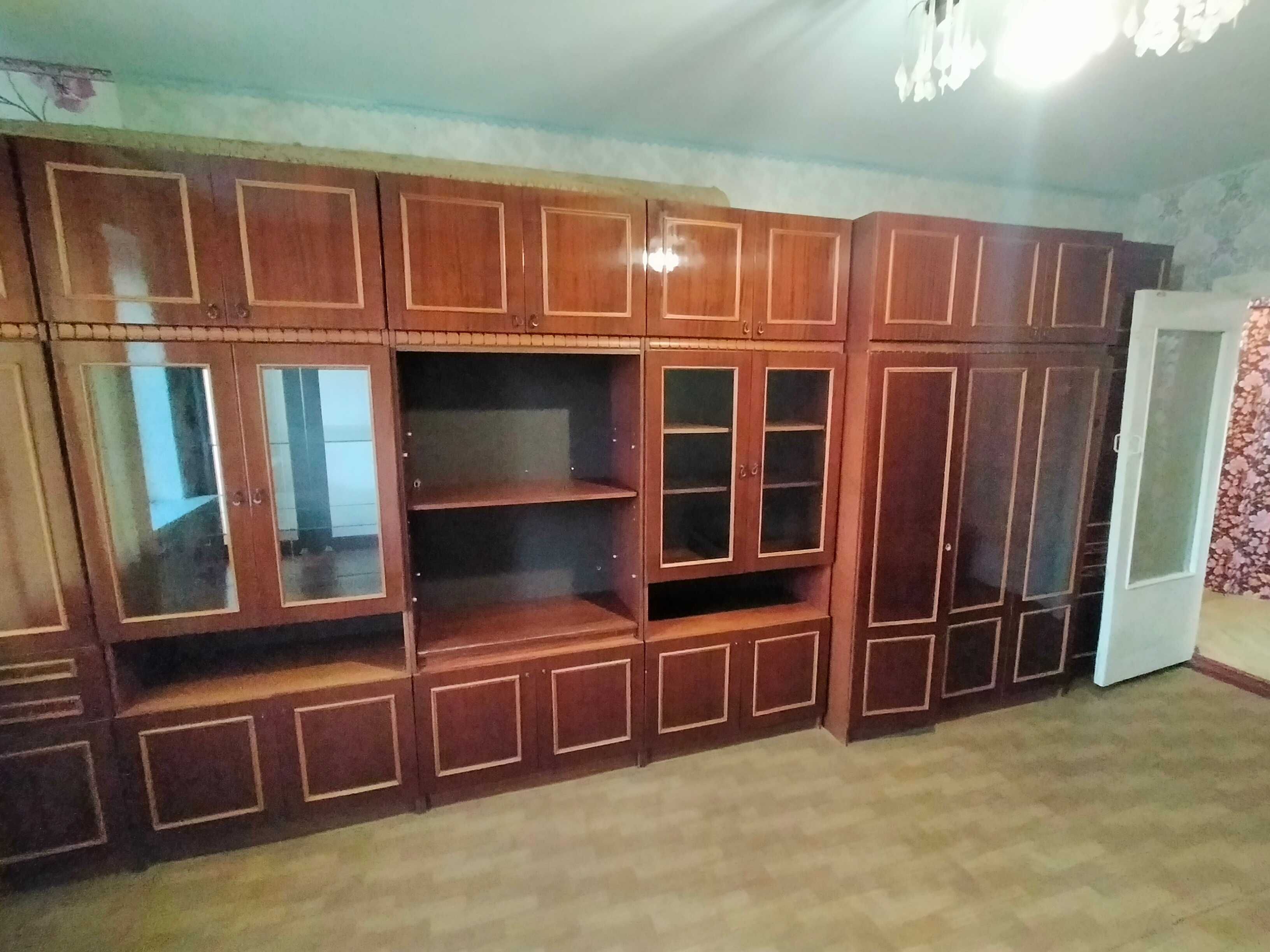 Оренда дешевої 1-кім ОЗЕРНА біля нової школи.Тільки дзвонити
