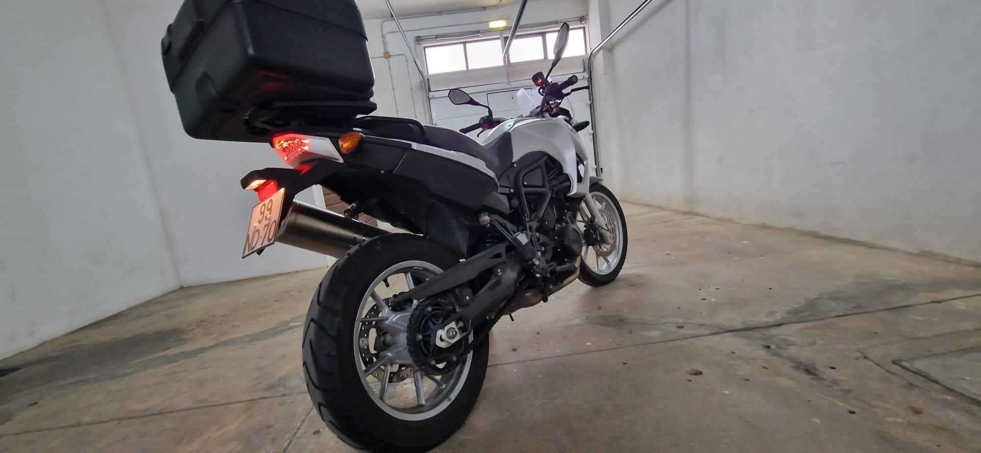 Vende-se Bmw 650 Gs motor 800cc