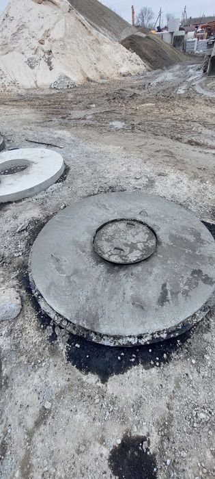 Купити Залізобетонні кришки, кришки для залізничних кілець Чернівці