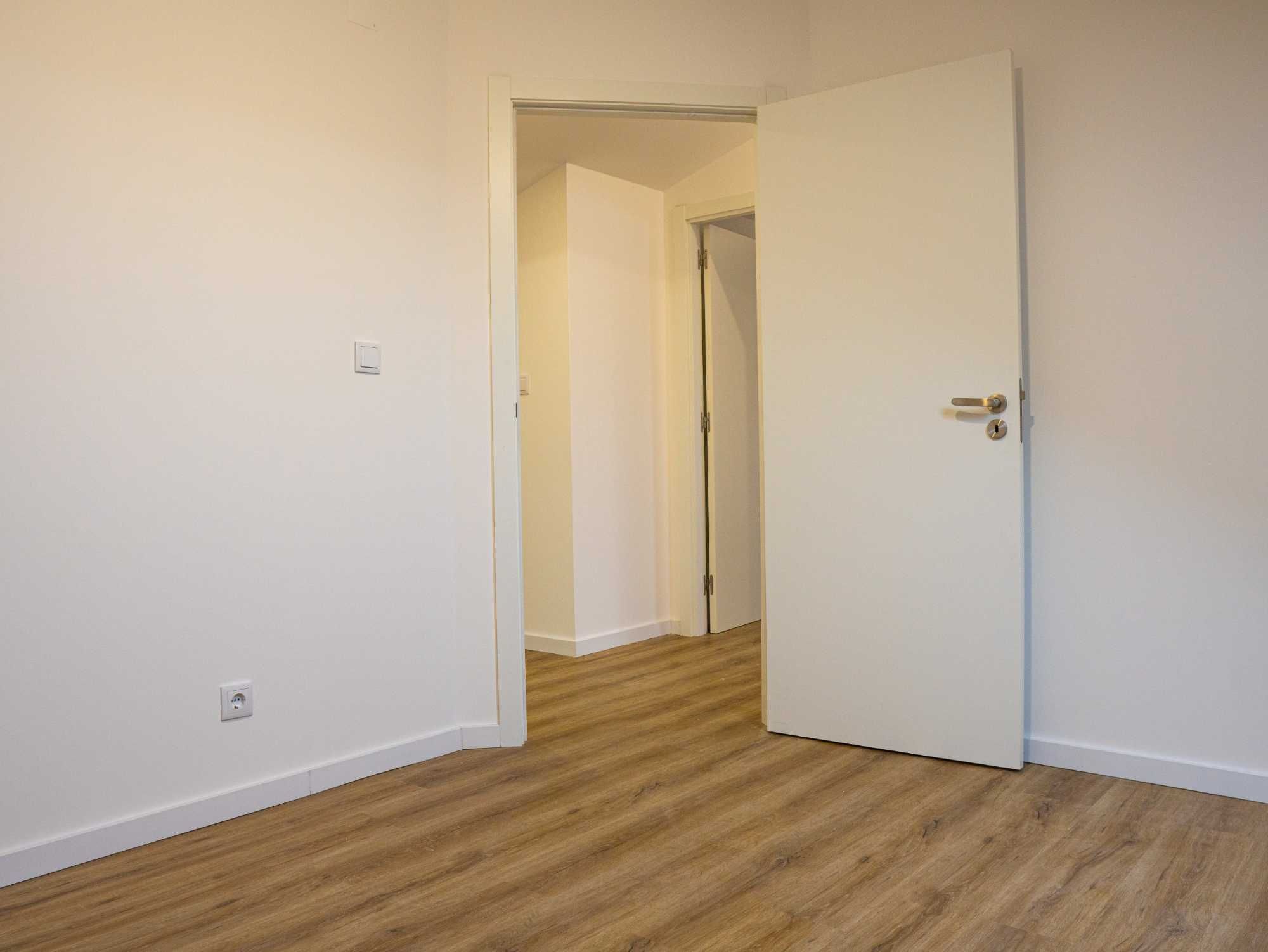 Moradia totalmente remodelada em Casainhos, Loures
