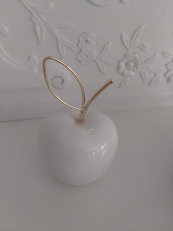 Jabłko  ceramiczne białe ze złotym 11cm