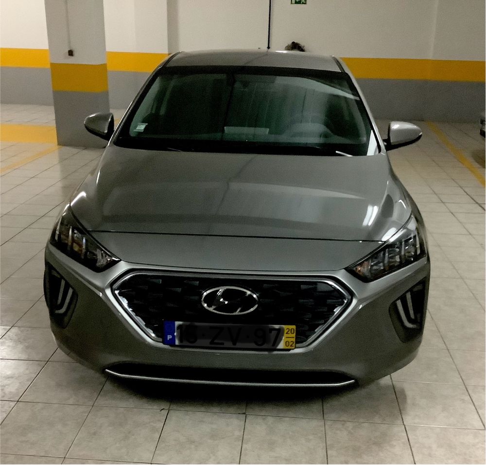 Hyundai Ioniq 1.6 GDI Plug In PHEV (Electrico e Gasolina) auton 60 km