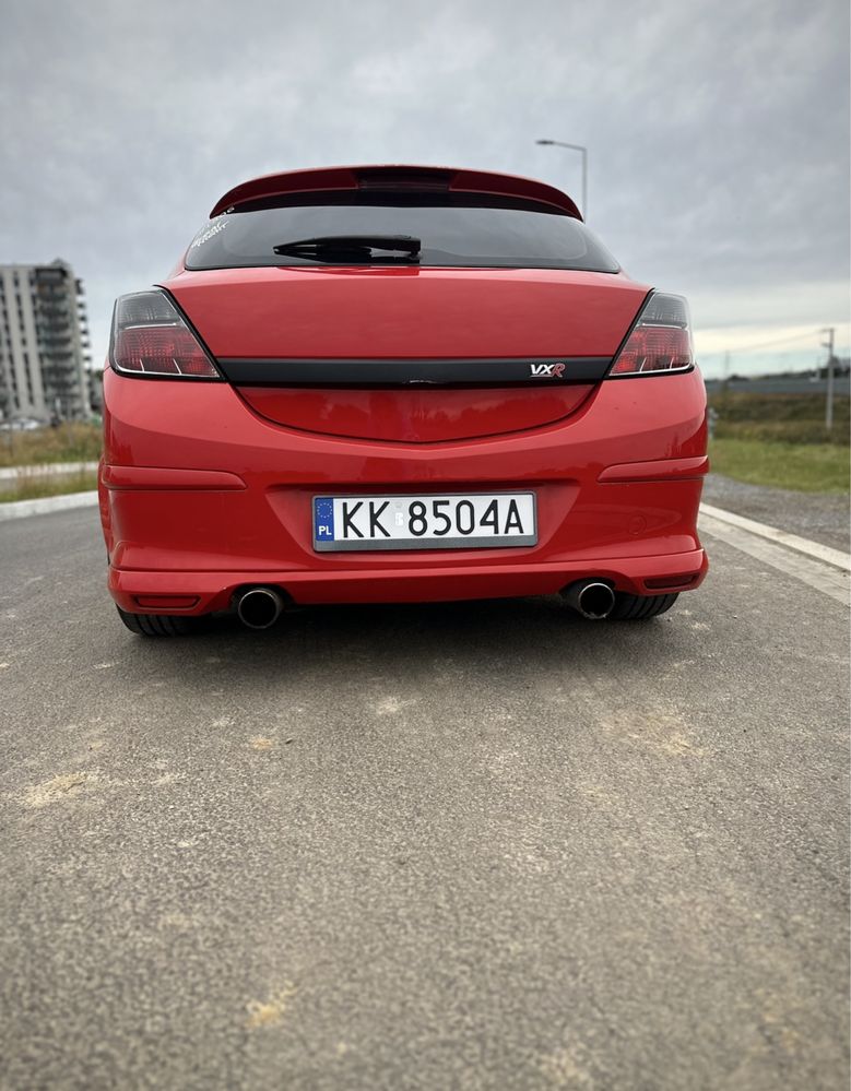 Opel Astra H. 1.6