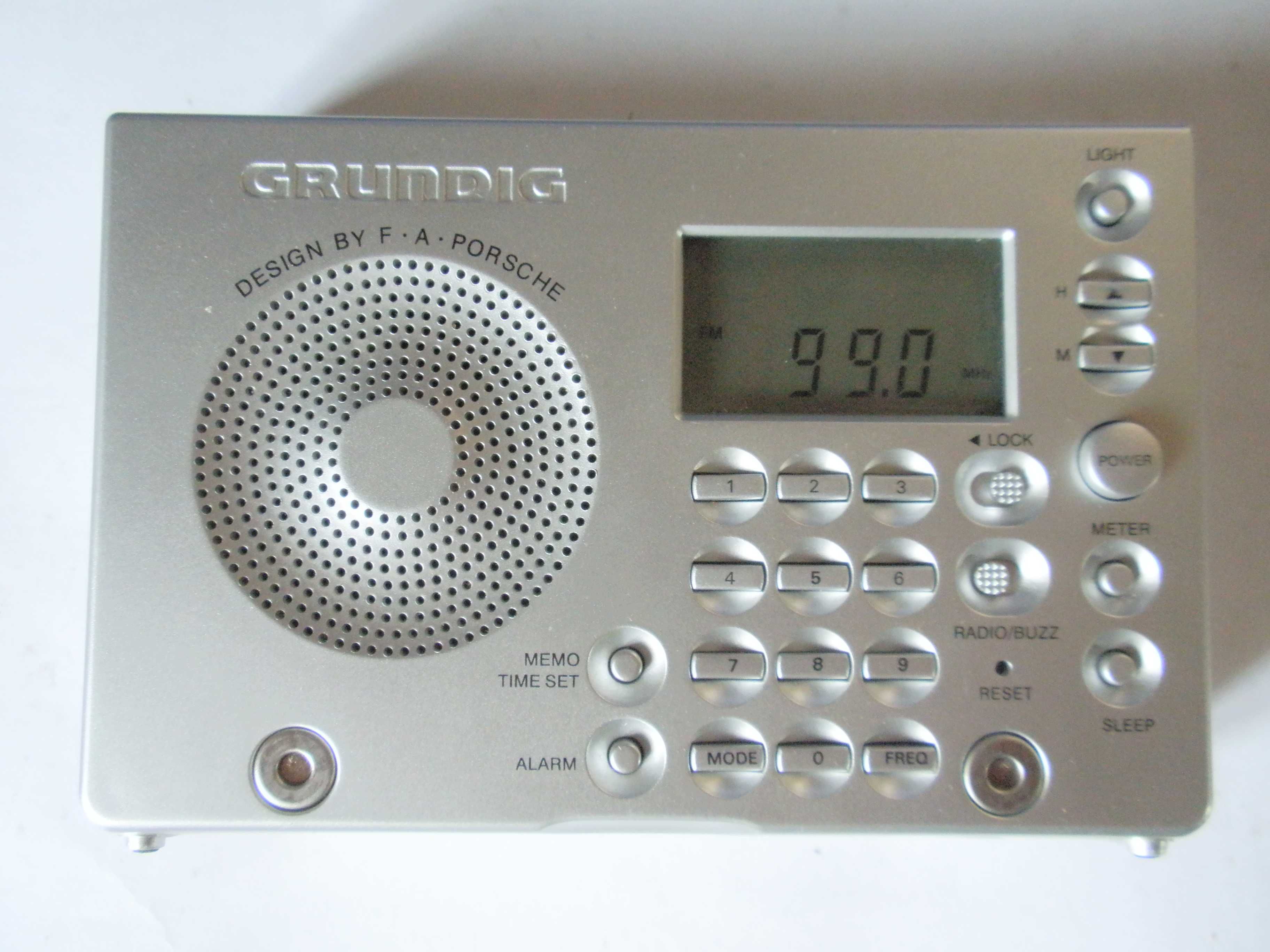 Радіоприймач Grundig Yacht Boy  YB-P2000