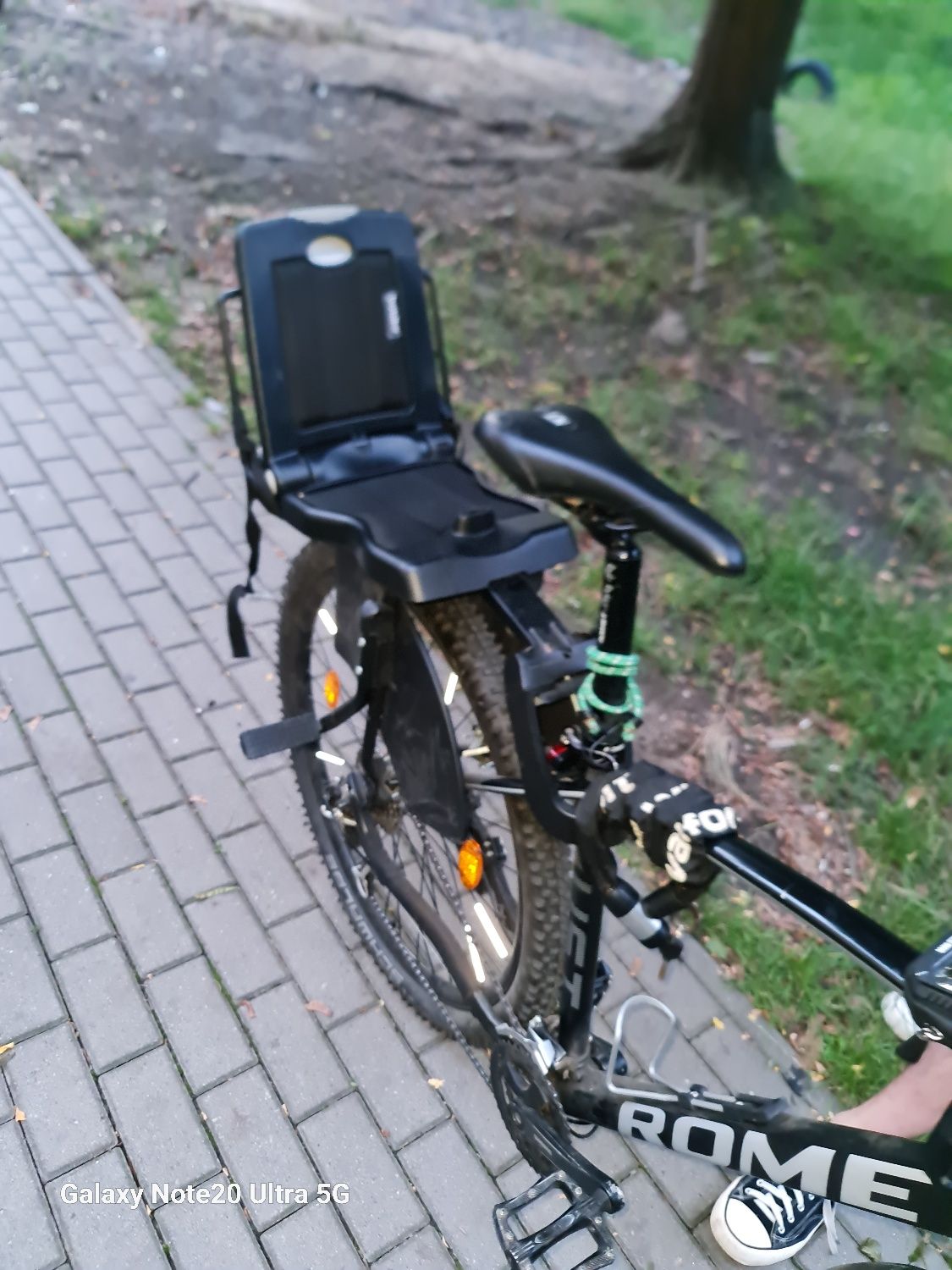 Sprzedam krzesełko solidne do roweru max 50kg