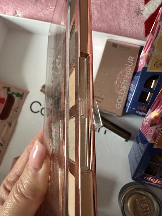 Zestaw kosmetyków nowych revolution rimmel everybody onlybio fluff itp