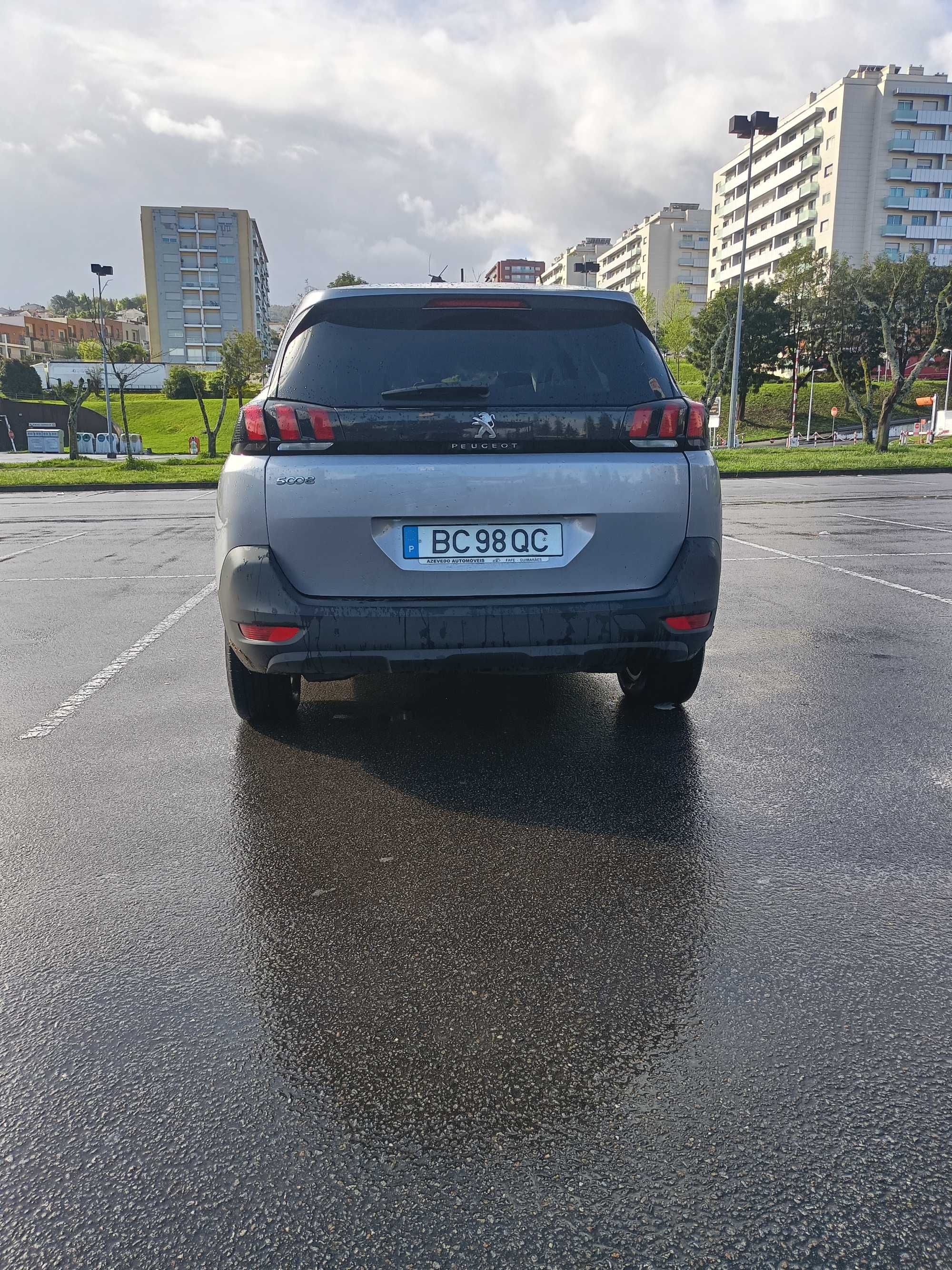 Peugeot 5008 1.5 130cv 2020