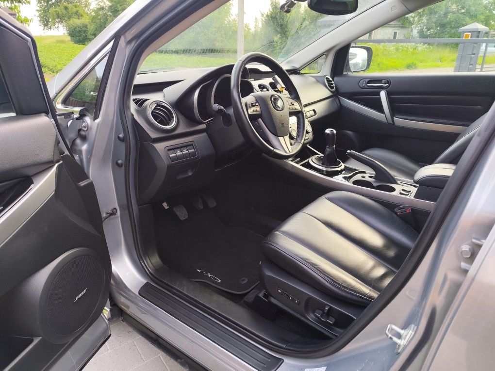 Mazda CX-7 2010.