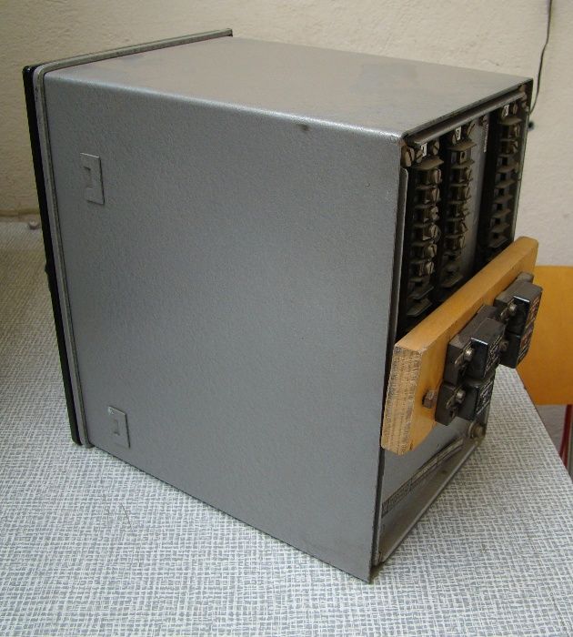 stary rejestrator temperatury prl