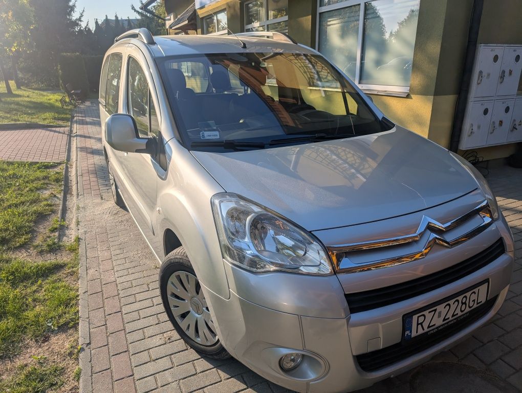 Citroen Berlingo 2010r. 1,6hdi klima salon polska