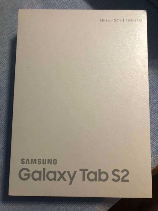 Tablet Samsung Tab S2 + Etui (bateria do wymiany)