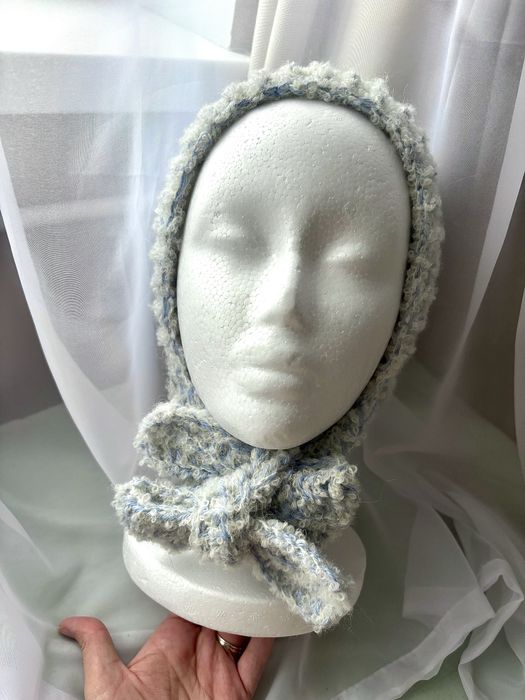 Wiązana czapka bonnet fluffy alpaka kokarda naturalny skład