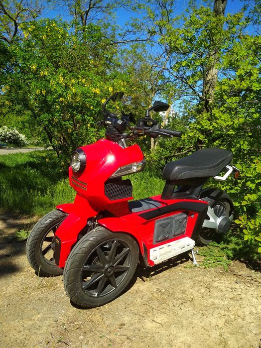 продам электро байк Doohan i Tank