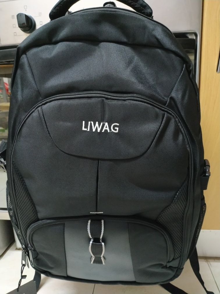 Mochila Grande Impermeável LIWAG portátil 17" USB Anti-Roubo 50L !