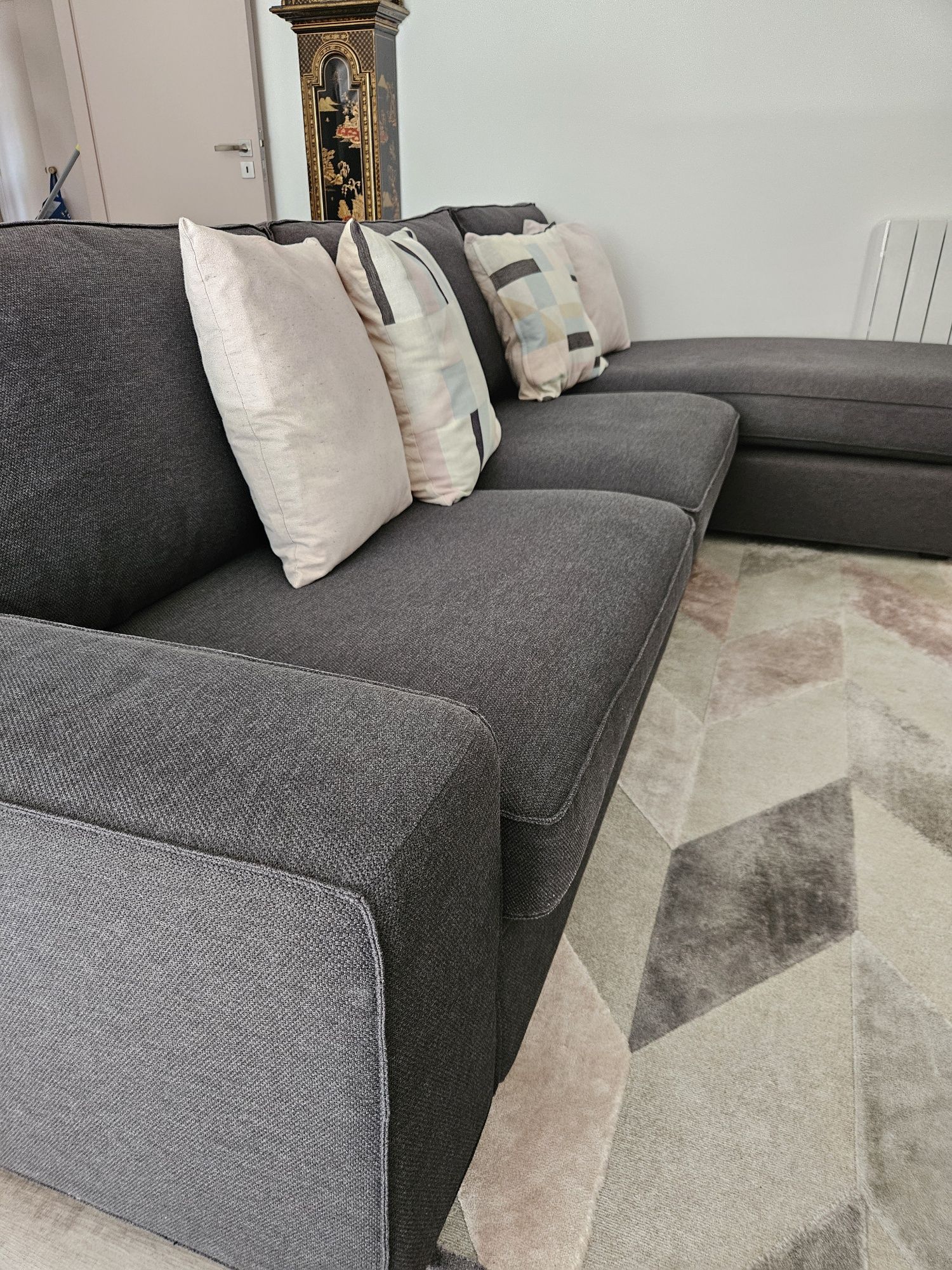 Sofa 3 lugares com chaise longue Kivik
