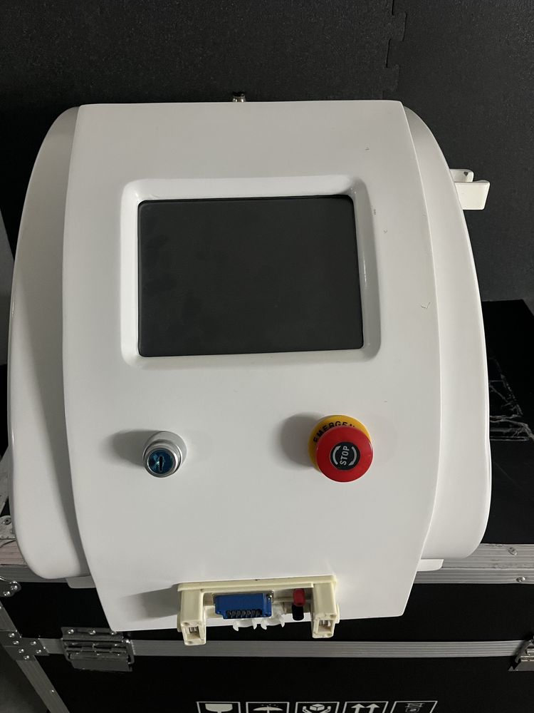 Maquina de IPL para tratamentos de Rosto
