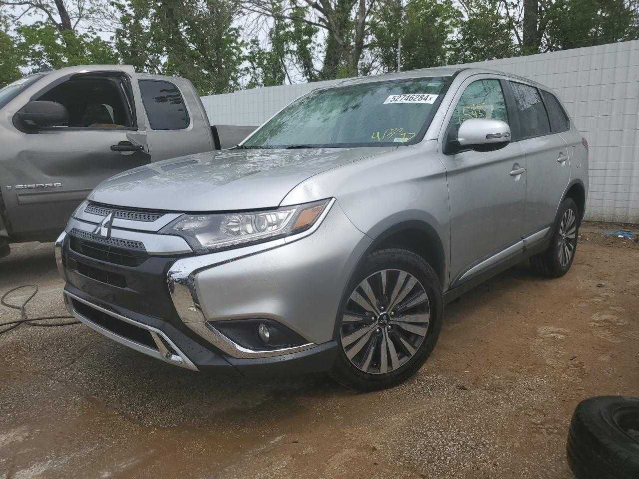 Mitsubishi Outlander SE 2019