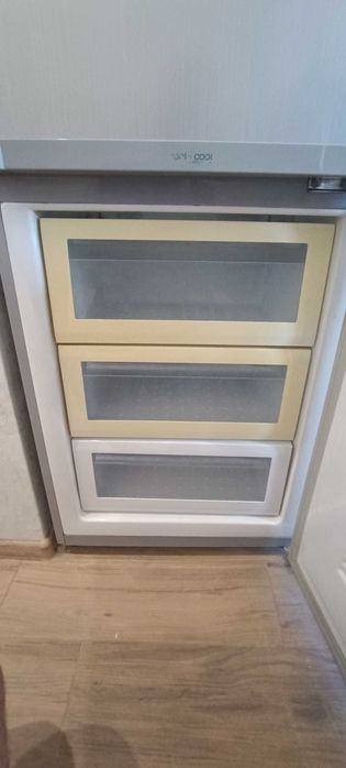 Холодильник Samsung No Frost