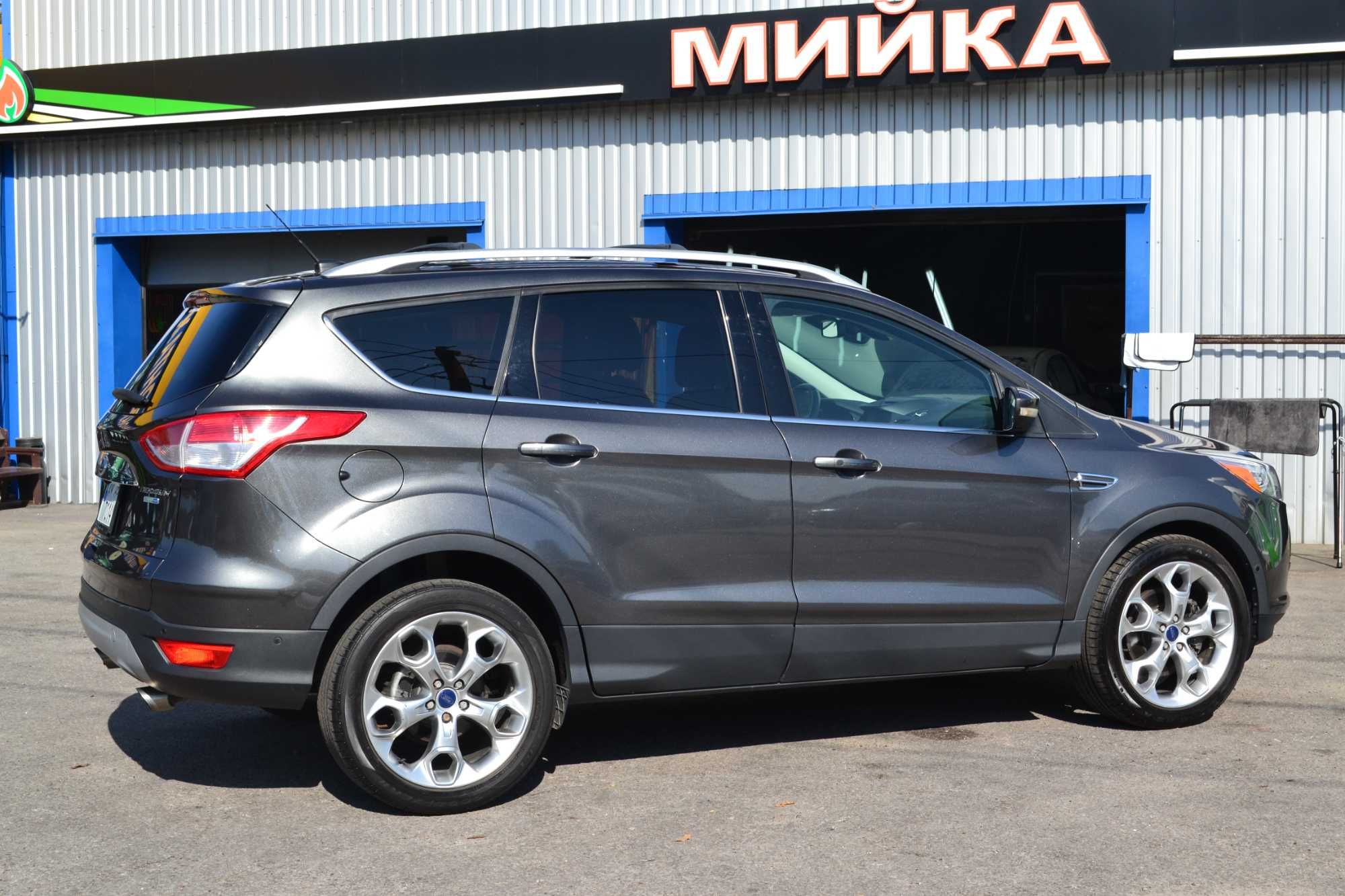 Ford Escape Titanium, 2015, в ідеальному стані від першого власника.