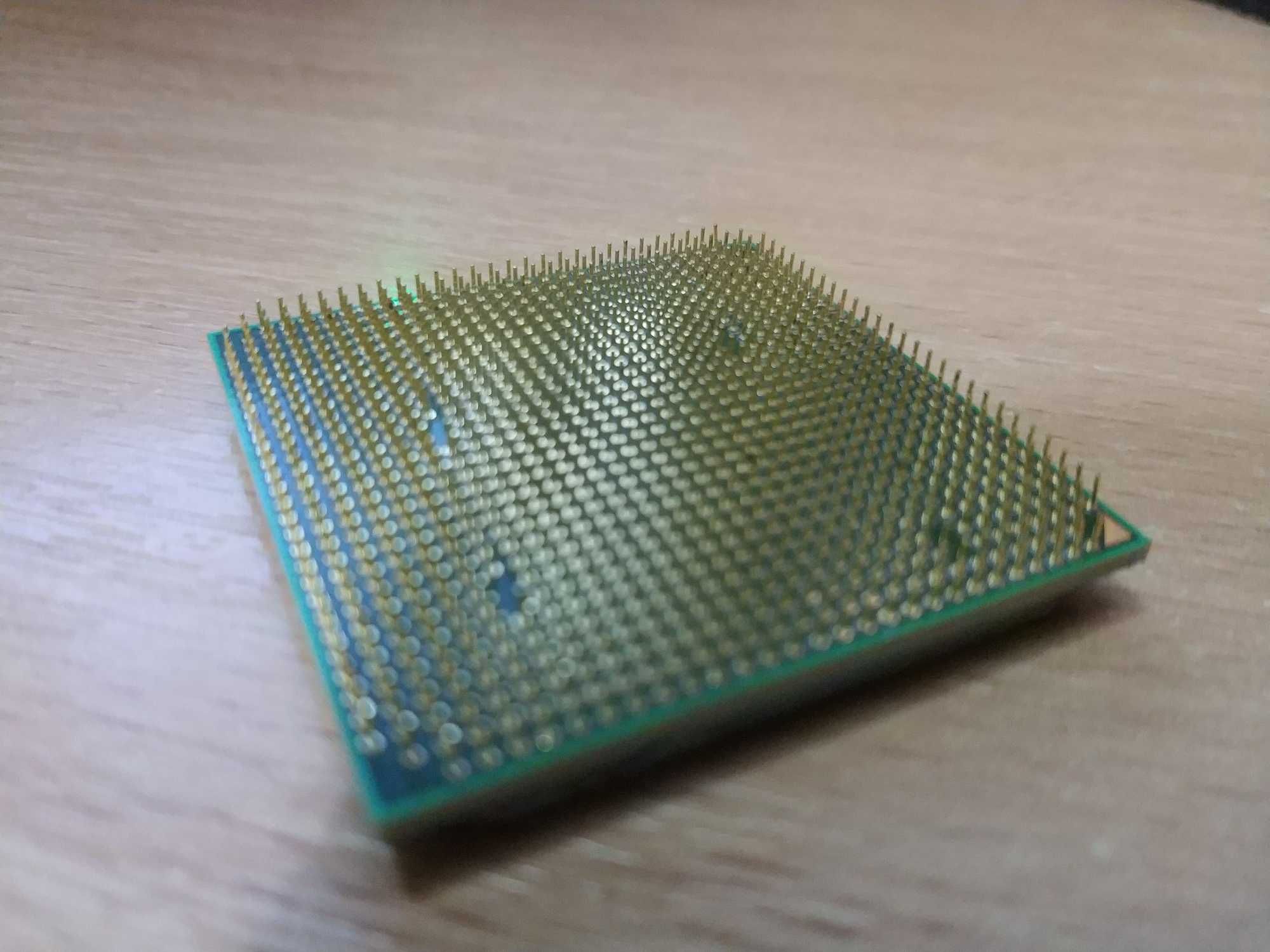 AMD Athlon 64 LE-1640  2.6 Ghz (AM2) + DDR2 x2 512mb