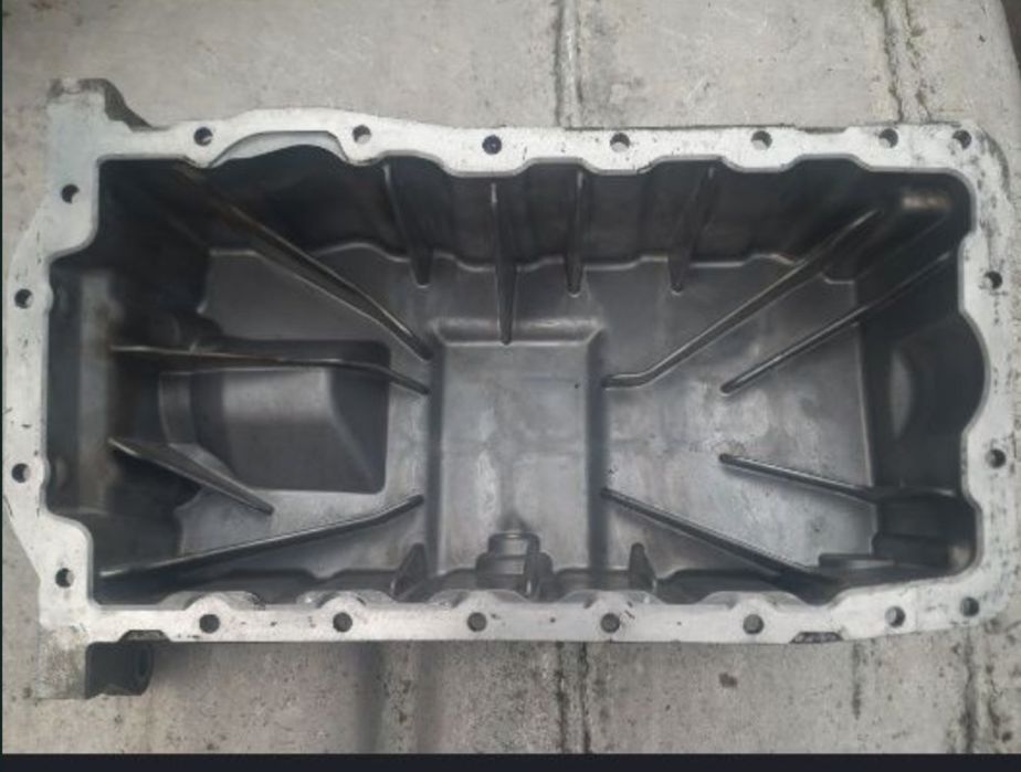 Піддон масляний .