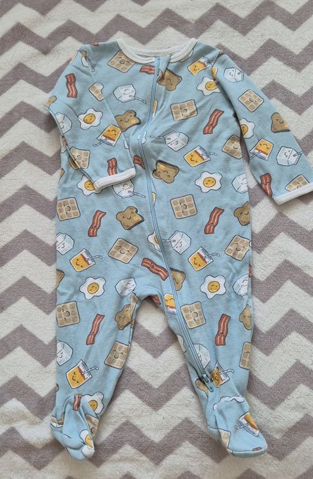 Śpioszki niemowlęce r. 62