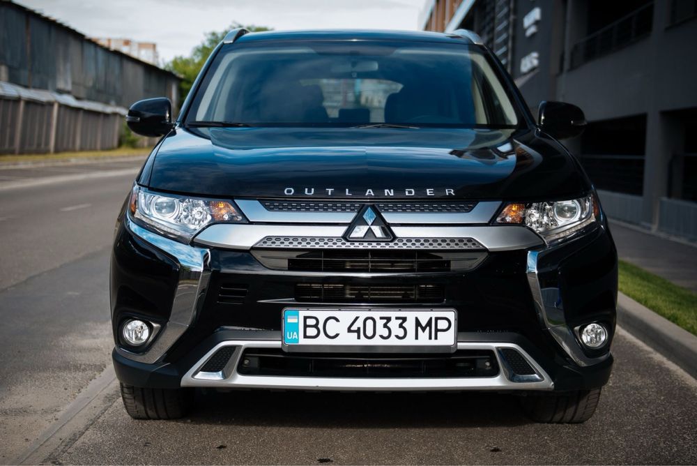 Mitsubishi Outlander III