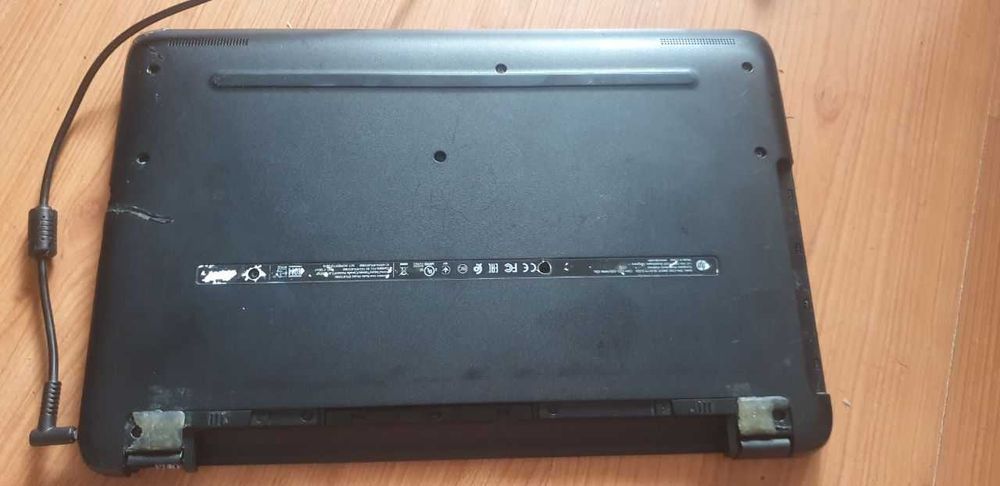 15.6 HP AMD Quad-Core A8-7410 / 6GB DDR3L / 1Tb / AMD Radeon™ R5 M430