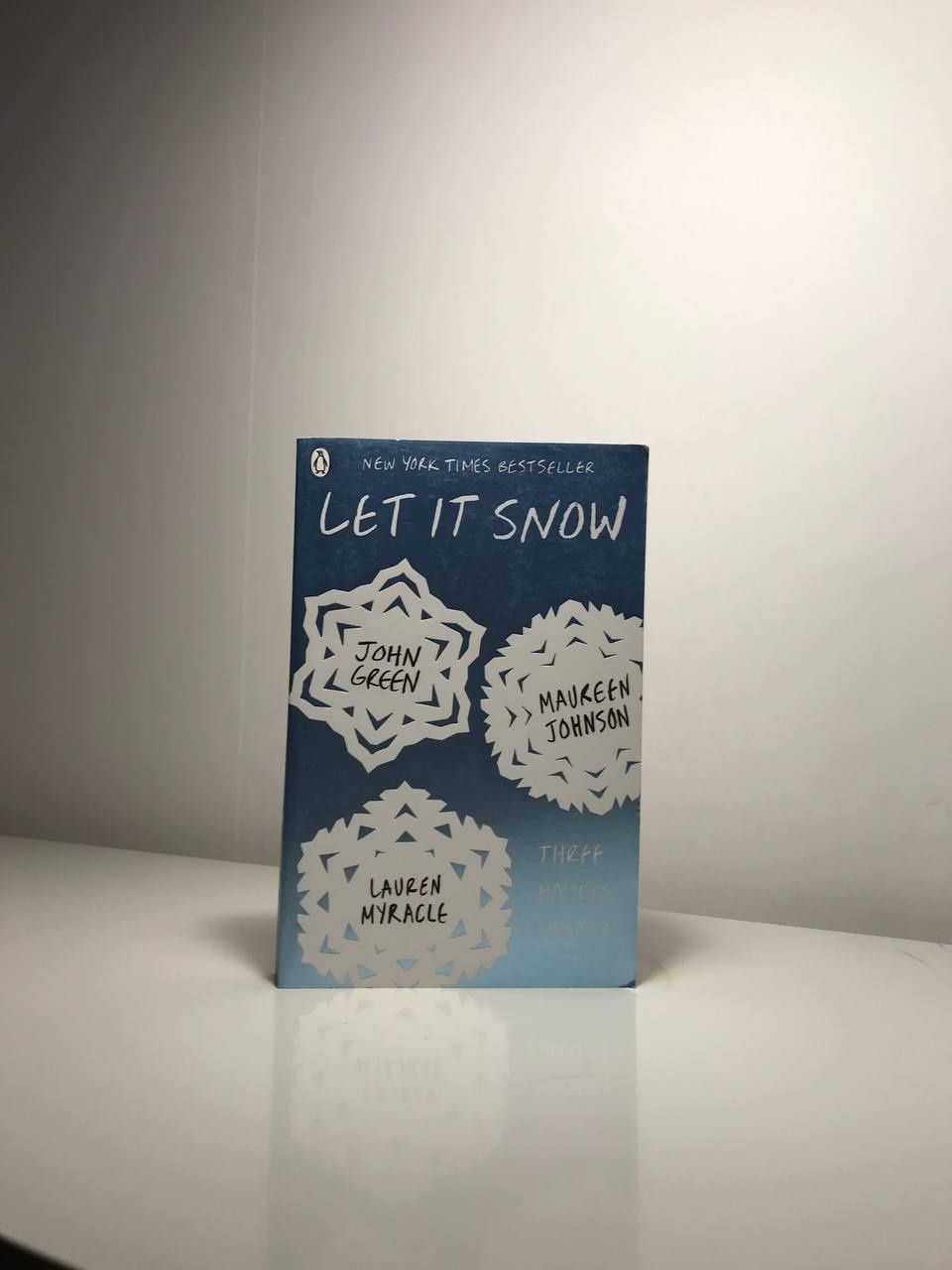 Let it snow книга англійською