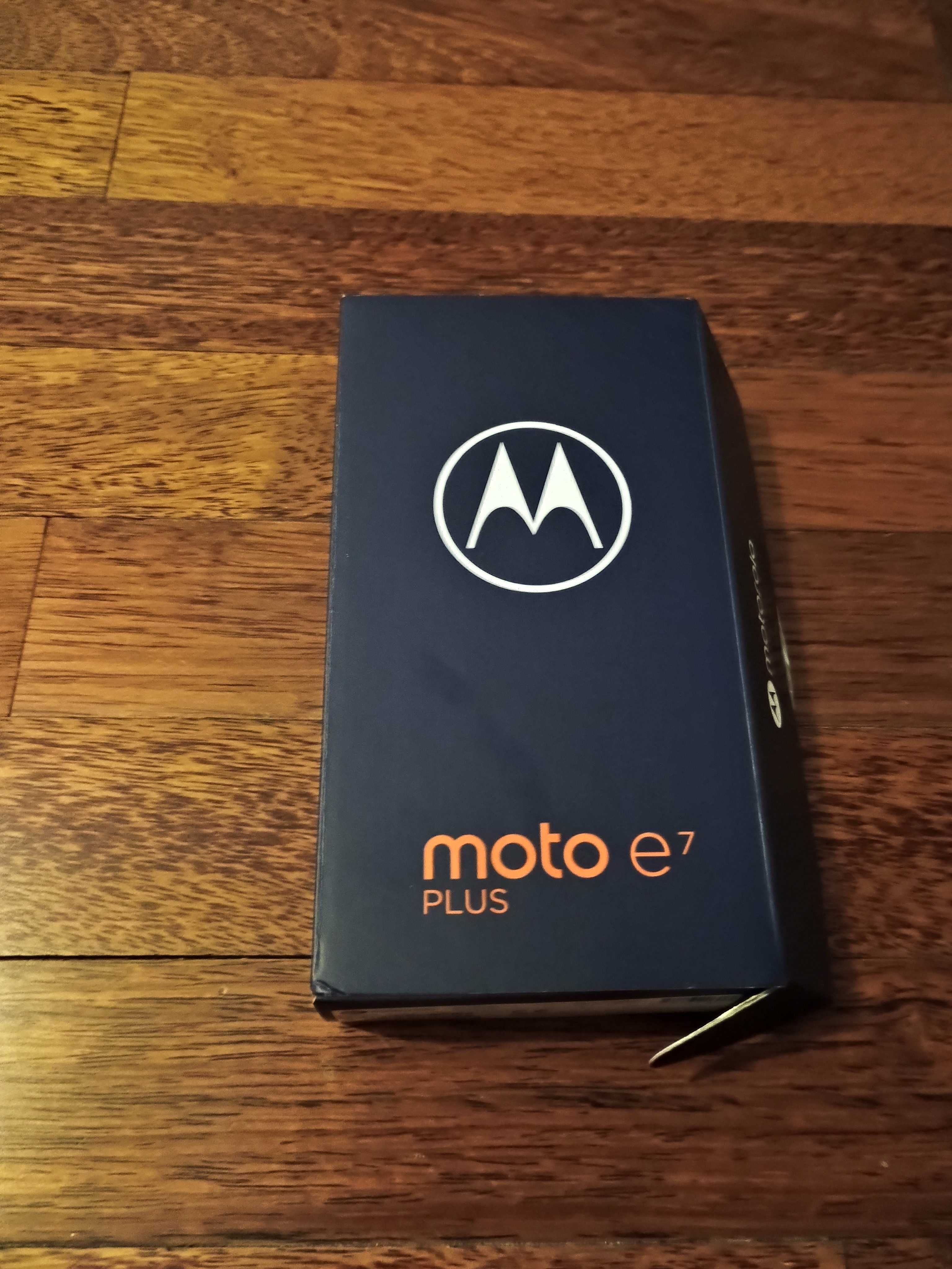 Sprzedam telefon Motorola Moto E7 plus