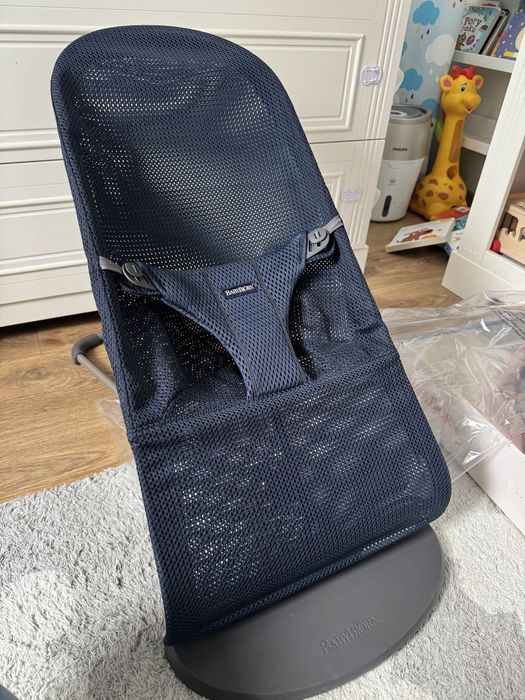 Baby Bjorn leżaczek bujaczek Mesh Navy blue