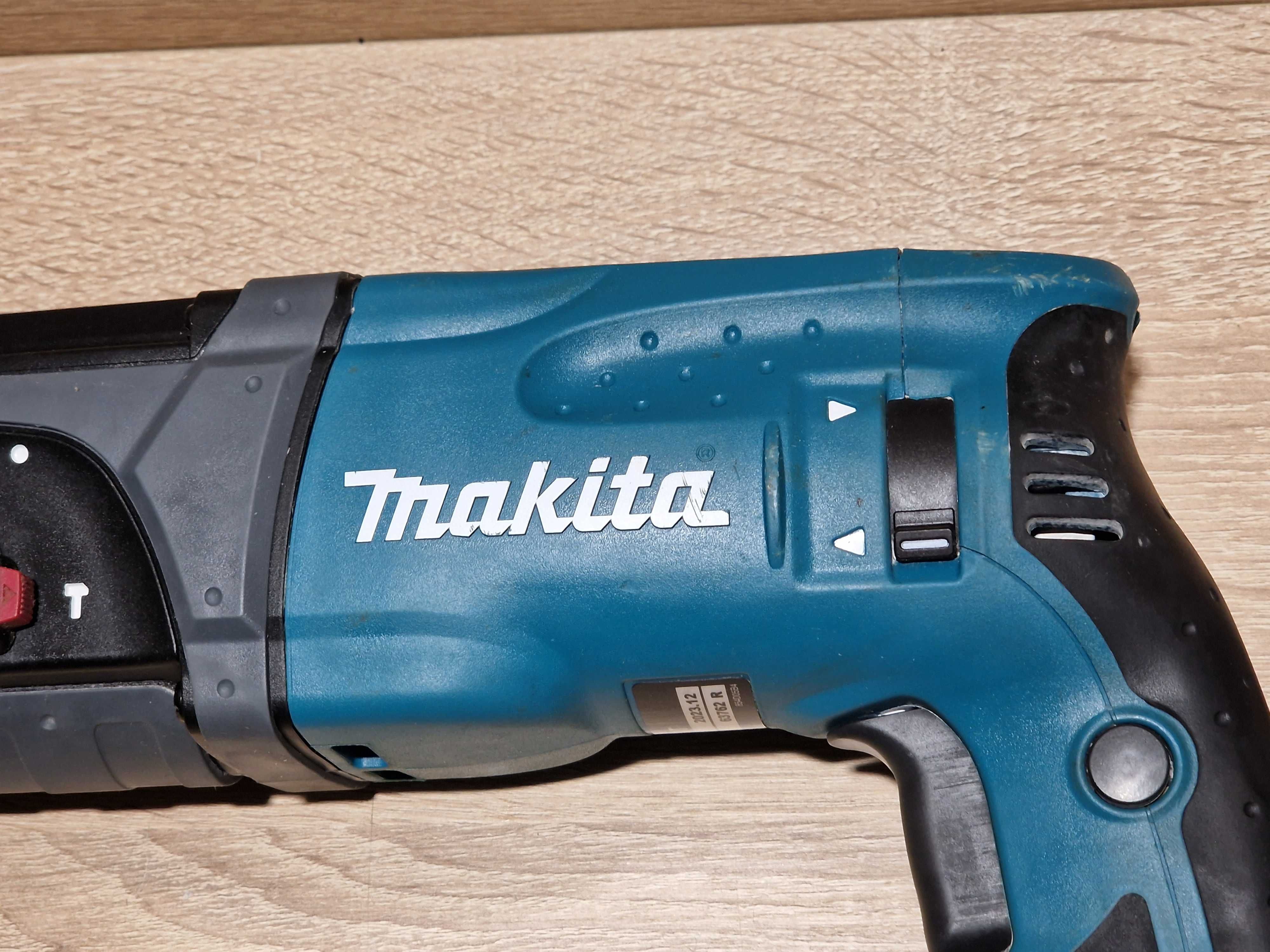 Wiertarka udarowa Makita HR2470T z walizką