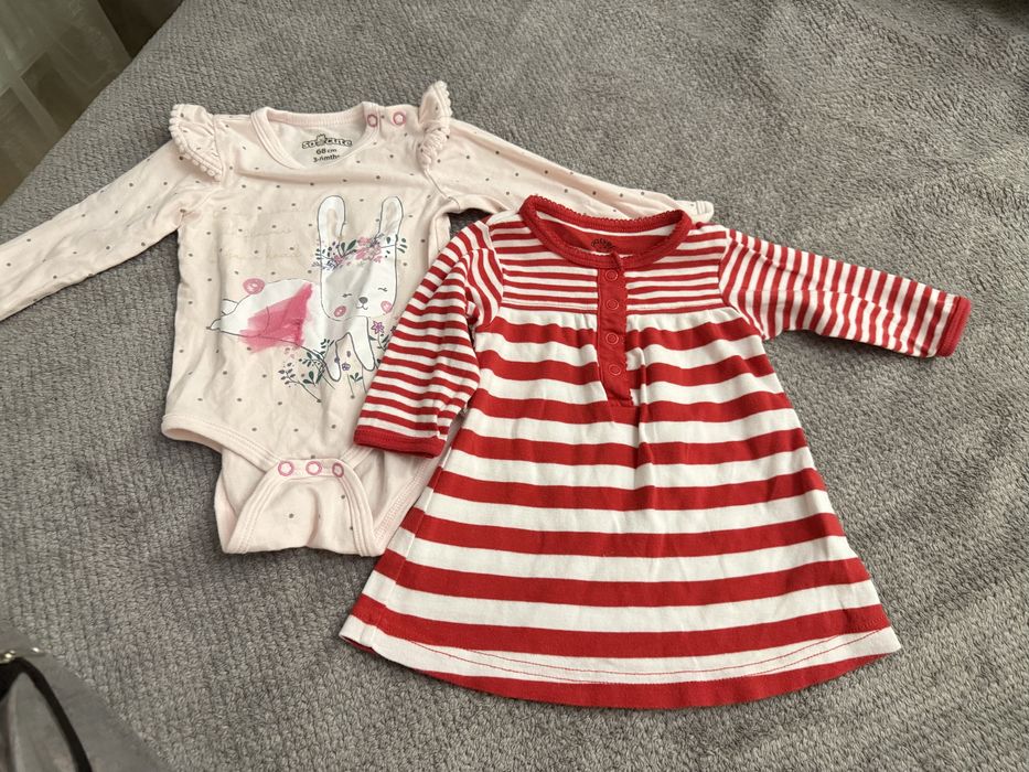 Віддам речі на дівчинку