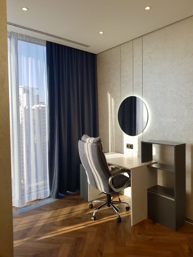 Tarayn Towers Іоанна Павла || , 12 Центр Печерск