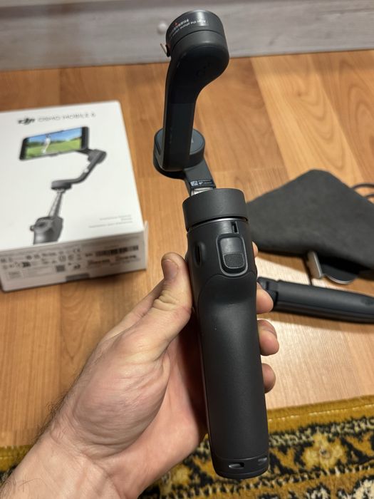 Монопод стабілізатор DJI osmo mobile 6 вживаний