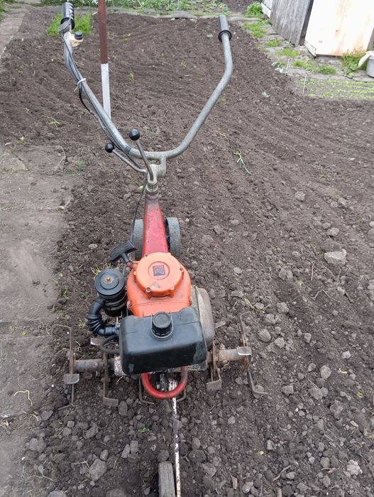Мотокультиватор  робі52