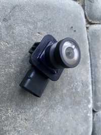 Штатна камера заднього виду в кришку багажника Ford Focus mk3 11-14