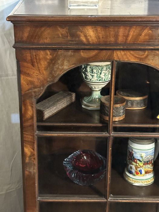 Vitrine inglesa classica  ( marca  da fabrica )