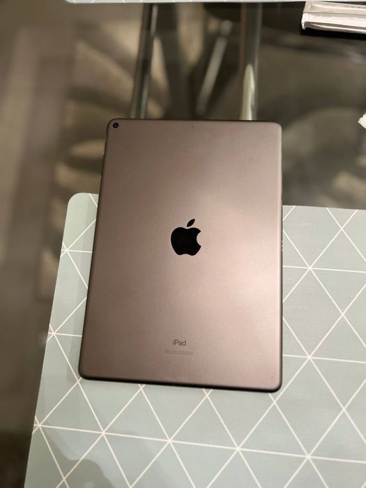 iPad Air 3 256gb Space Gray 10.5 планшет для малювання, навчання