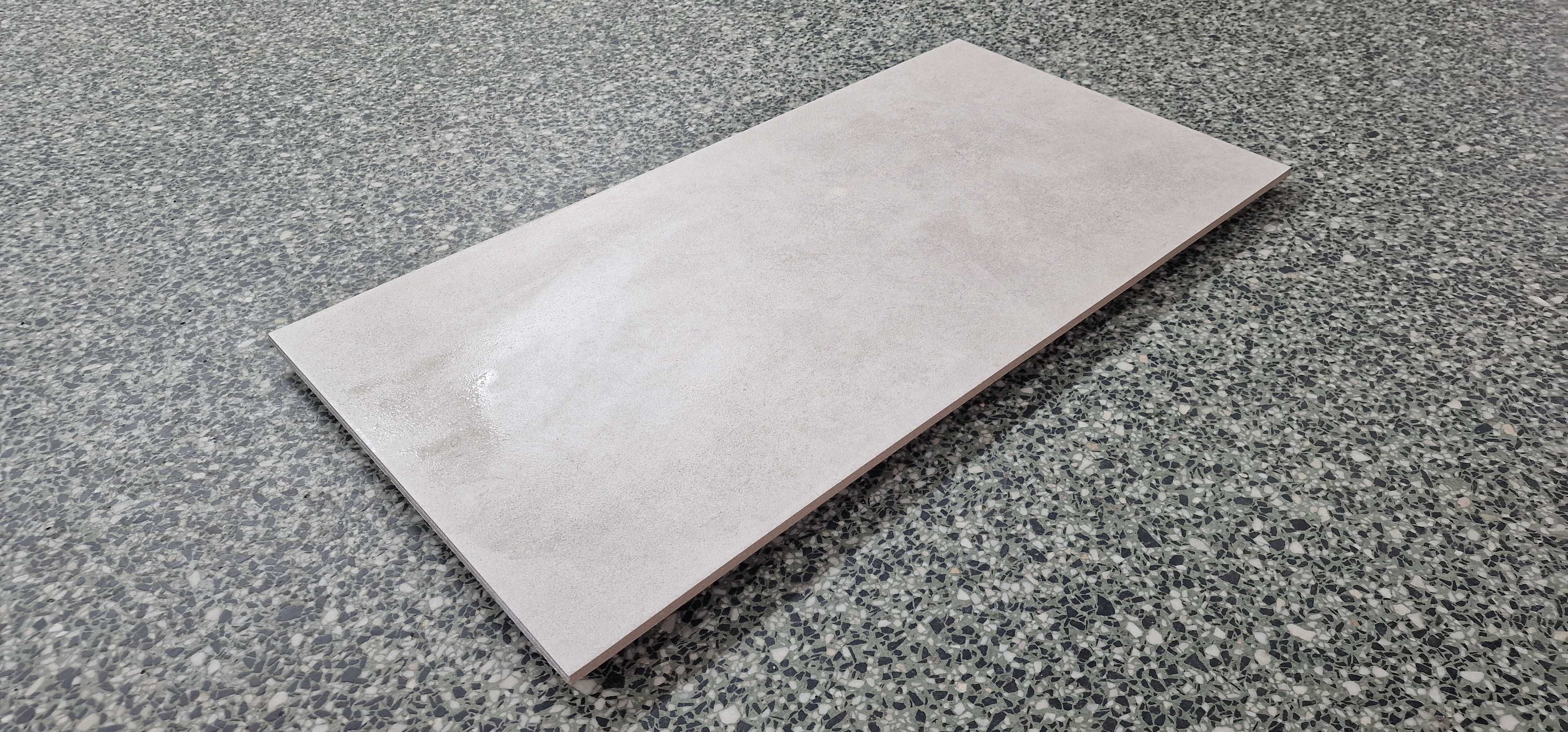 Gres podłogowo-ścienny do kotłowni garazu Qubus Soft Grey 30x60