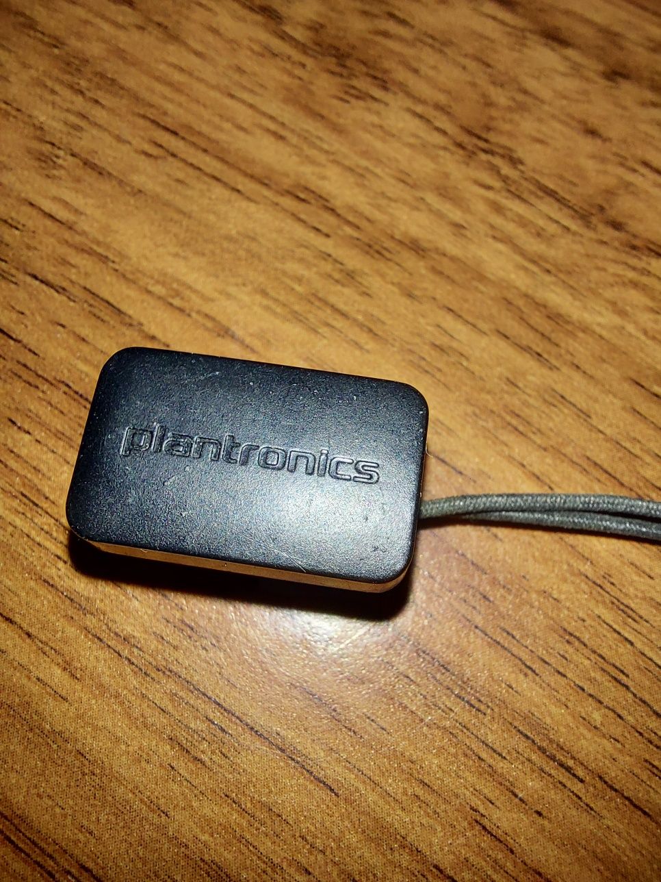 Блютуз гарнітура Plantronics