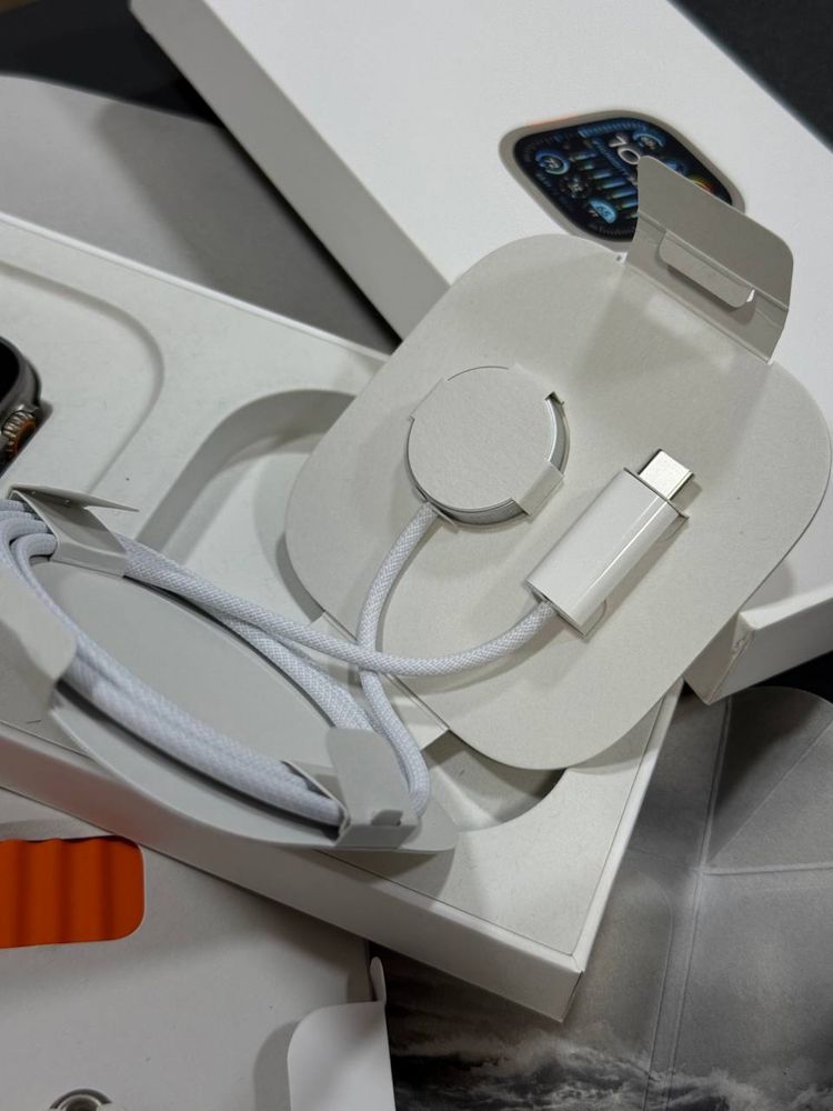 Apple Watch Ultra 2 | 49mm Titanium Orange Ocean Band