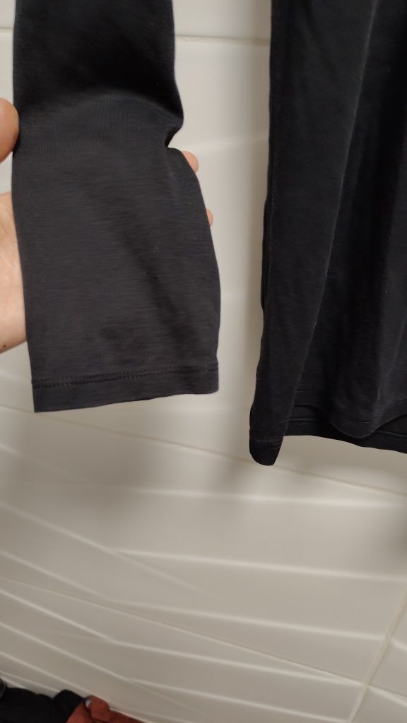 Bluzka Uniqlo Basic r. L czarna long