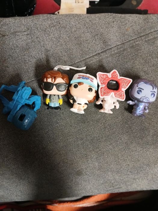 Kinder Joy Stranger things