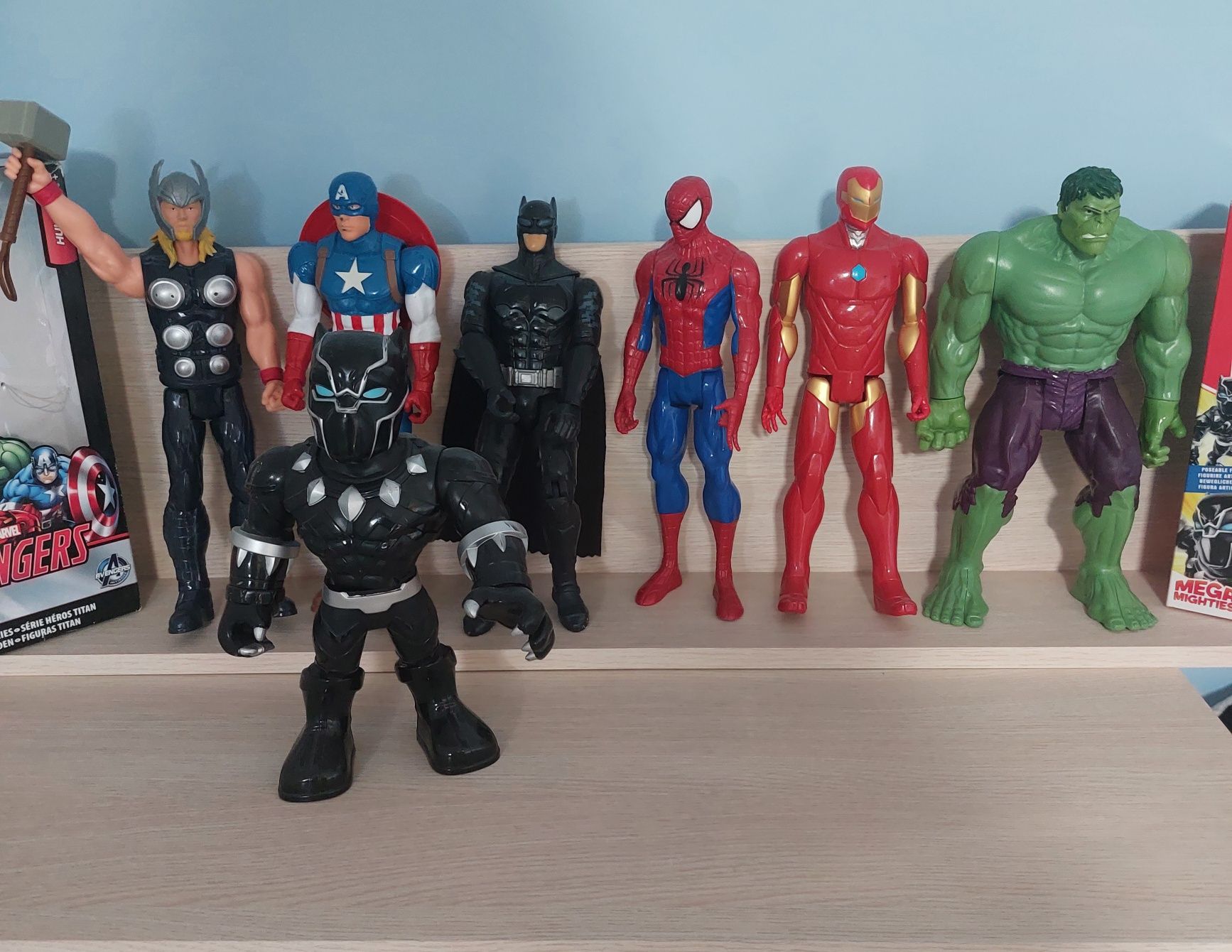 Figurki Super hero hulk torn batman Iron man czarna pantera