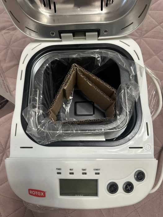 Продам хлібопіч Rotex RBX39-Y Нова