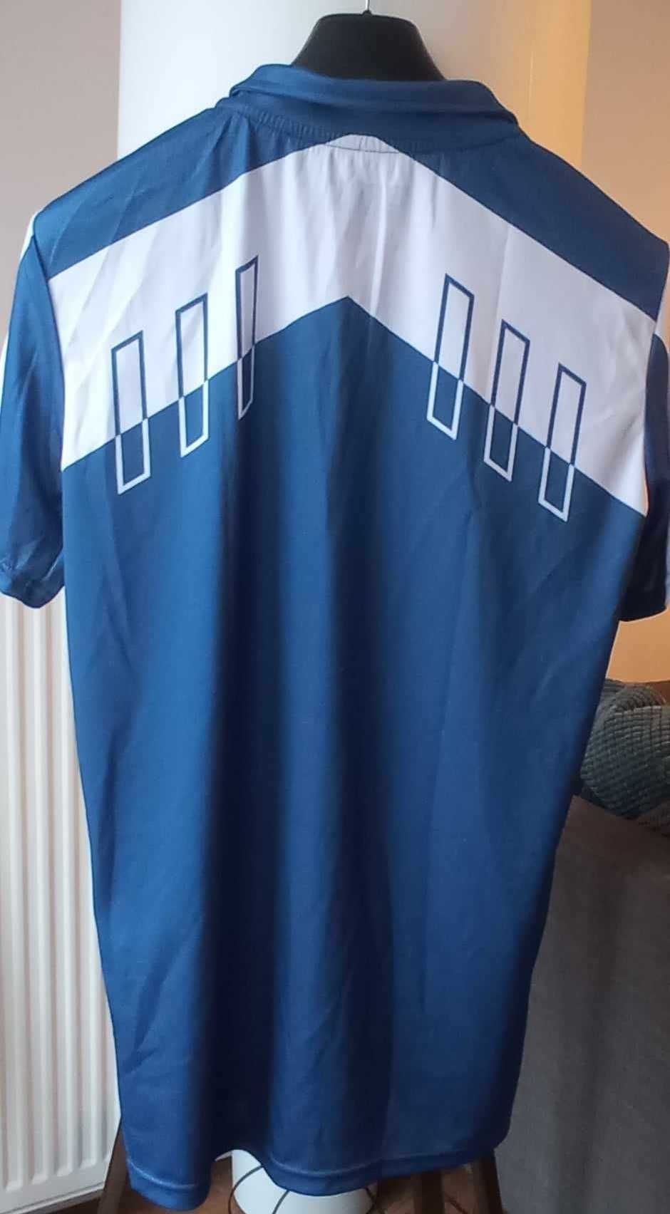 Koszulka LECH POZNAŃ RETRO. Nowa plus podpisy legend Lecha ! Gratka!