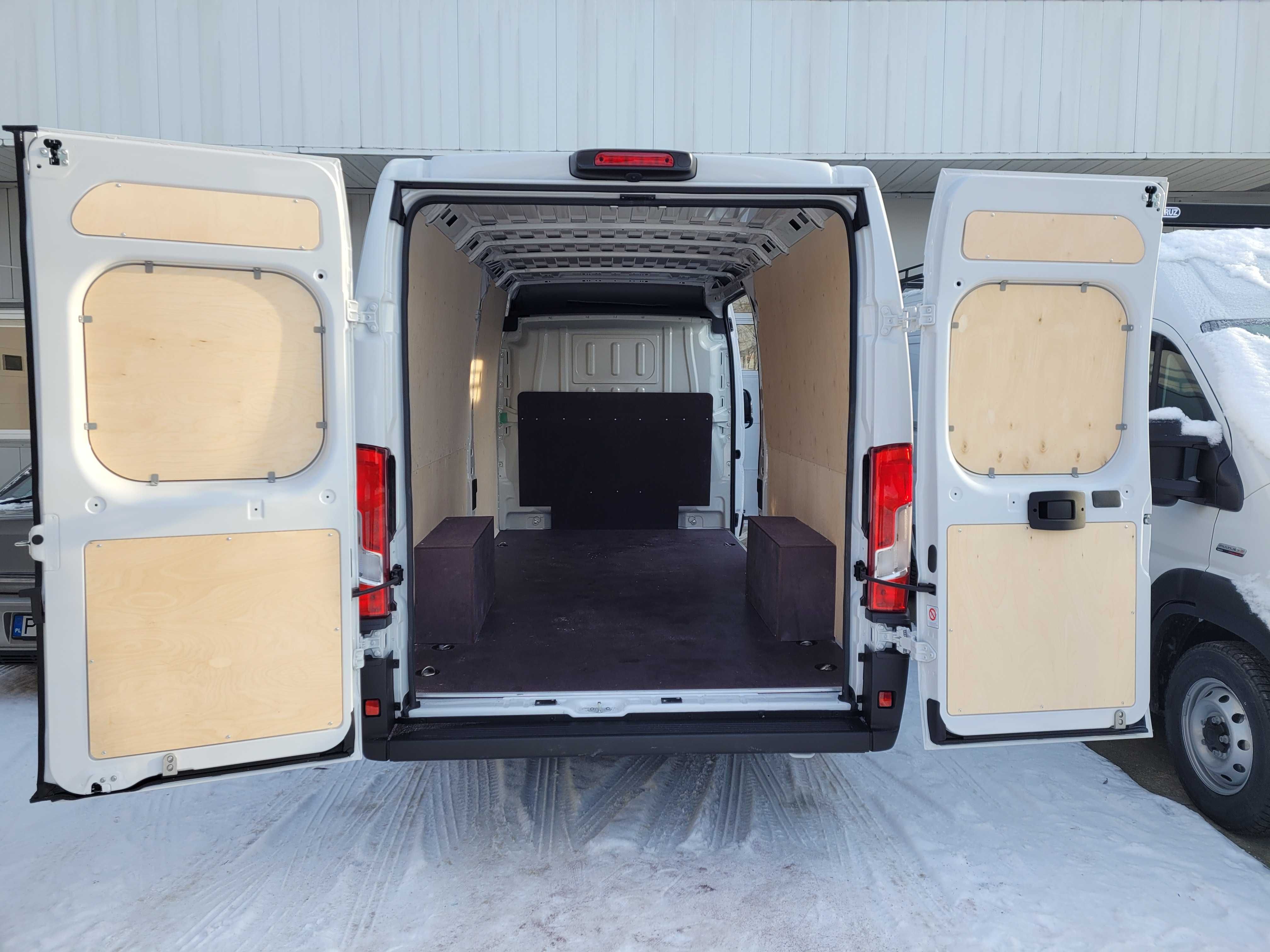 Zabudowa busa Fiat Ducato Opel Movano L4H2 sklejka