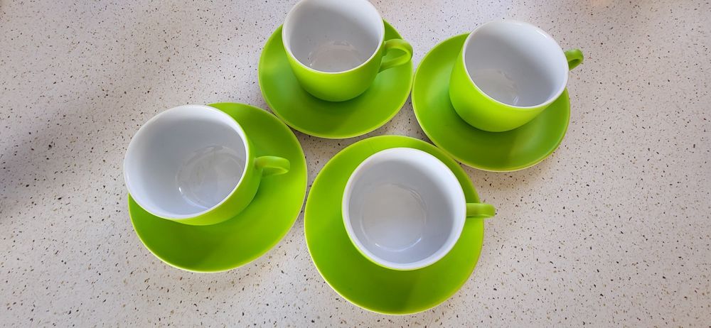 Zestaw 4 dużych filizanek